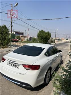 Chrysler 200